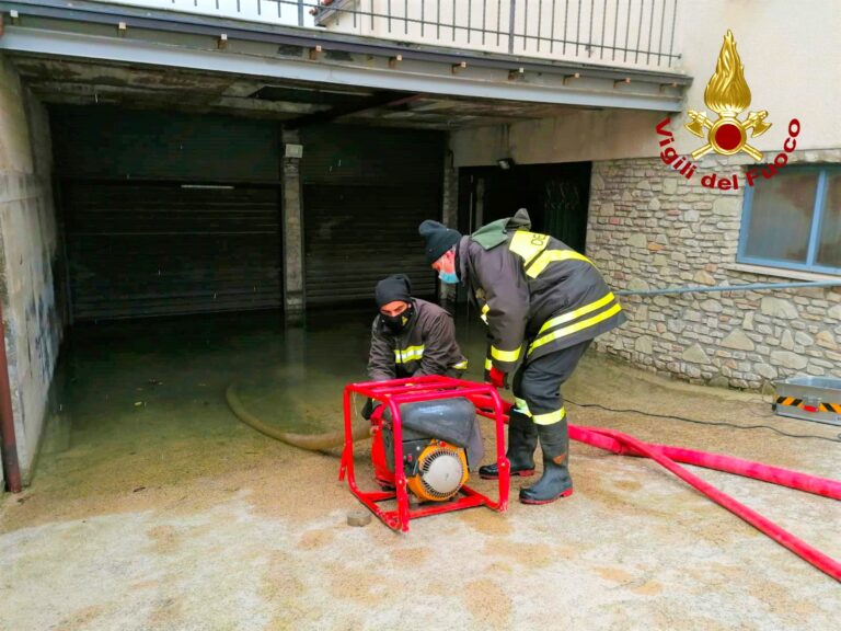 Maltempo, l’Irpinia conta i danni: circa 30 interventi di soccorso dei caschi rossi