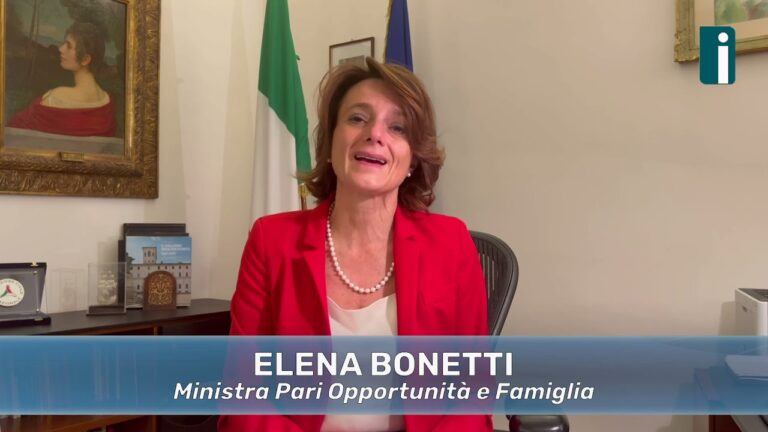VIDEO/ Il messaggio della ministra Bonetti: “Reddito e microcredito di libertà contro la violenza sulle donne”