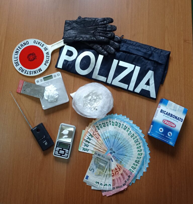 Nascondeva oltre 100 grammi di cocaina in un garage: arrestato ad Altavilla un pluripregiudicato