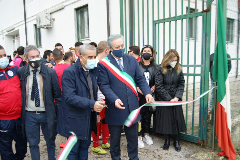 FOTO/ Grottolella e la Libertas si riappropriano del “Guaranà”: taglio del nastro in grande stile con D’Agostino e Di Somma
