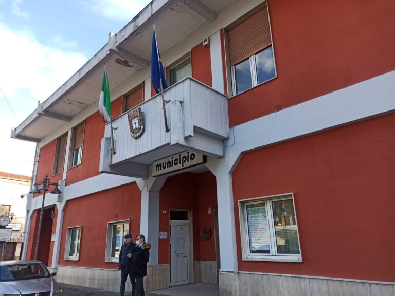 Schianto in scooter, domani i funerali di Vincenzo e Alessandro: lutto cittadino a Rotondi