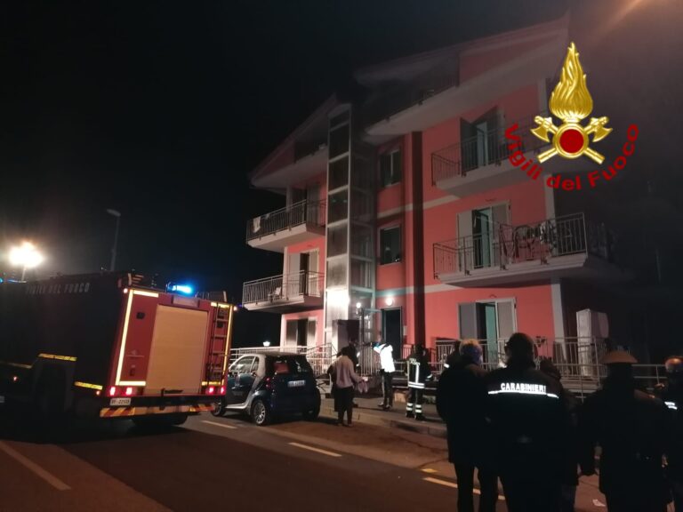 Incendio Prata, indagano i carabinieri. Grave un giovane