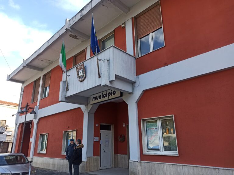 Rotondi, violenta aggressione al vicesindaco Esposito: indaga la Polizia