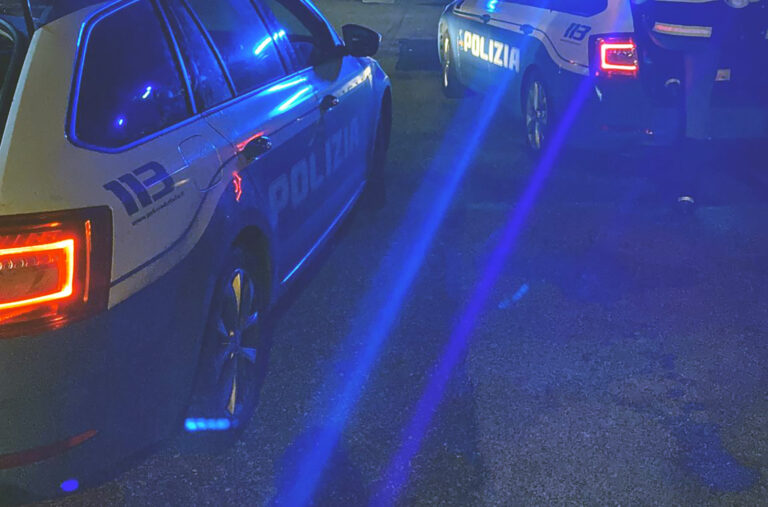 Travolto da un tir in A16: si sarebbe trattato di un suicidio