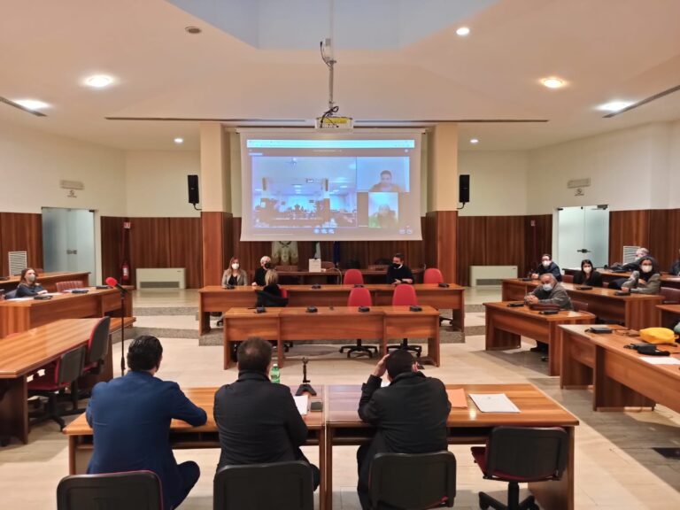 FOTO E VIDEO / Avellino, il Parco del Fenestrelle prende corpo: via libera in aula