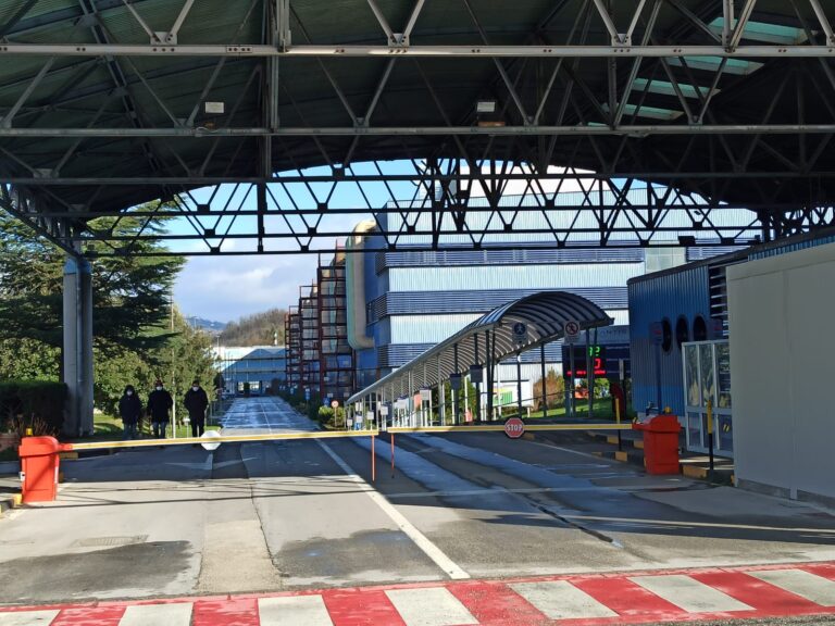 Morte in fabbrica, altri sei mesi di indagini per fare luce sull’incidente alla Fca