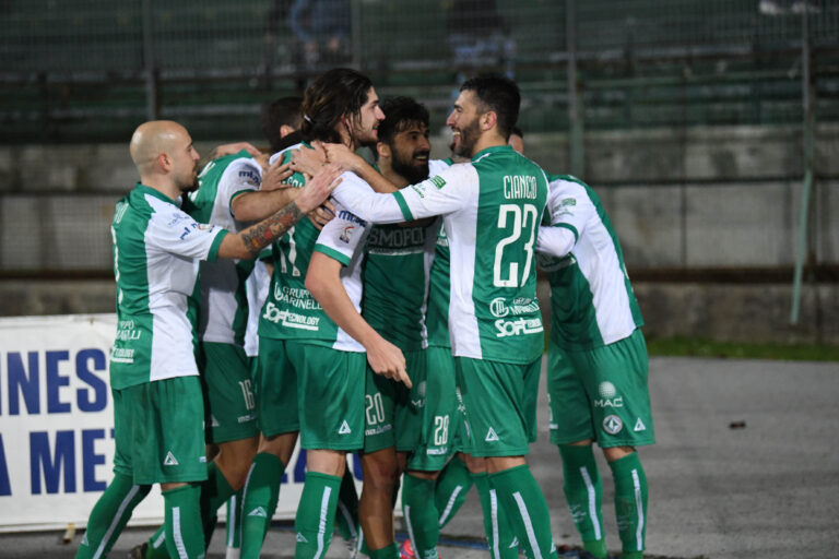 Kragl regala i tre punti all’Avellino a Picerno: 0-1