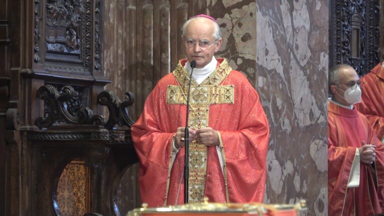 “Pace per le città all’alba”, il messaggio del Vescovo Arturo Aiello per la Santa Pasqua