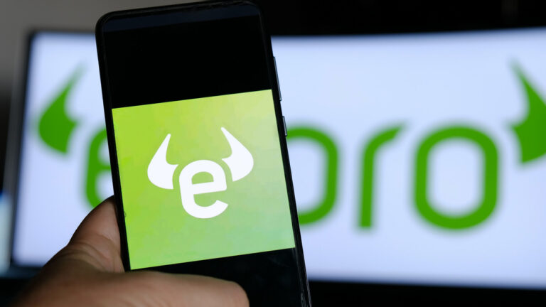 eToro: la piattaforma sulla quale gli investimenti si prendono per le corna