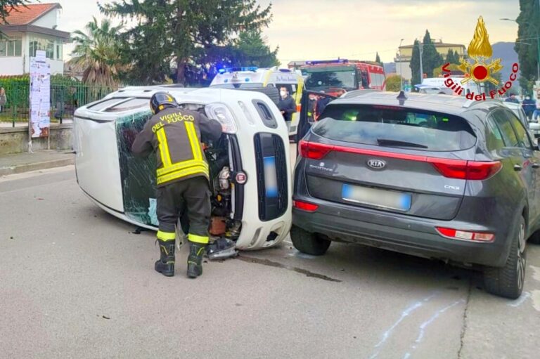 Incidente stradale a Montoro: coinvolte tre persone