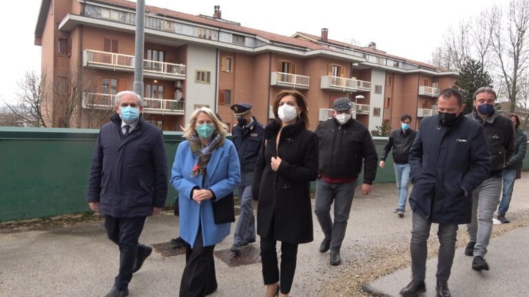 VIDEO-FOTO/ Dal PalaDelMauro alla provincia: il grande sforzo dell’Irpinia per l’accoglienza