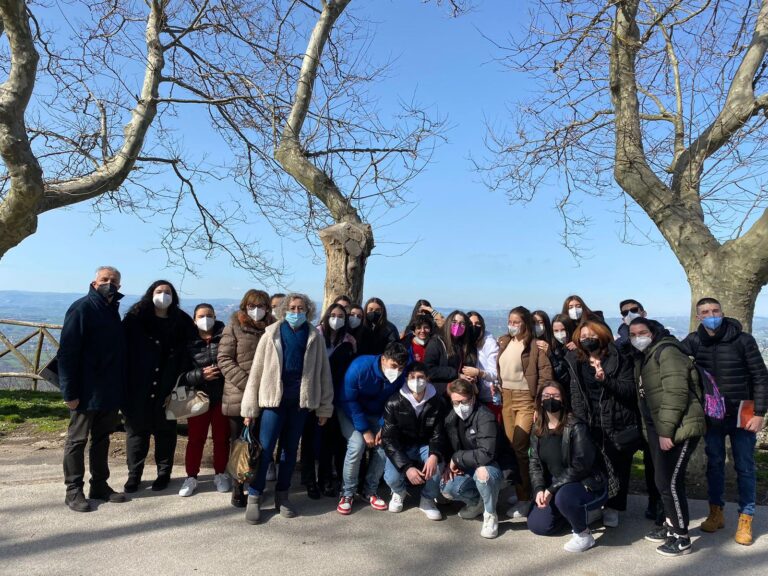 Progetto “Biblioteca in vita” al liceo di Pietradefusi: un ponte tra scuola e lavoro