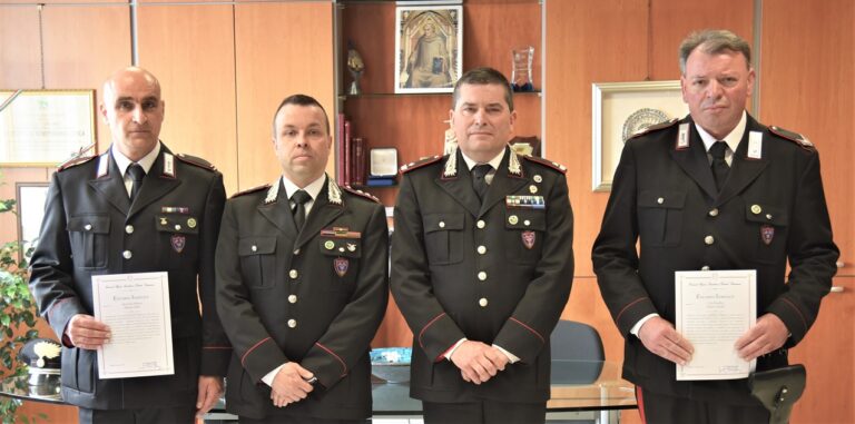 FOTO/ Carabinieri Forestale “Campania”, encomio per due militari in servizio a Bagnoli Irpino