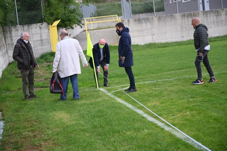 “Un calcio all’omofobia”: anche l’Avellino in campo per il rispetto e l’inclusione