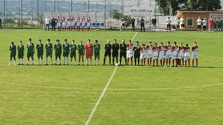 L’Atripalda Under 15 si aggiudica la finale scudetto provinciale. Sugli spalti anche l’amministrazione comunale