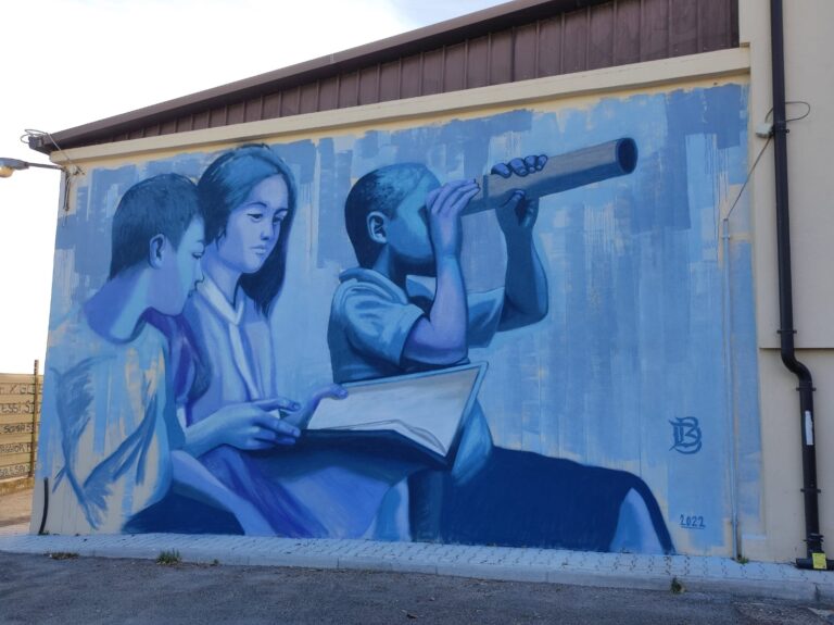 Frigento sempre più accogliente con il murale “Visioni”