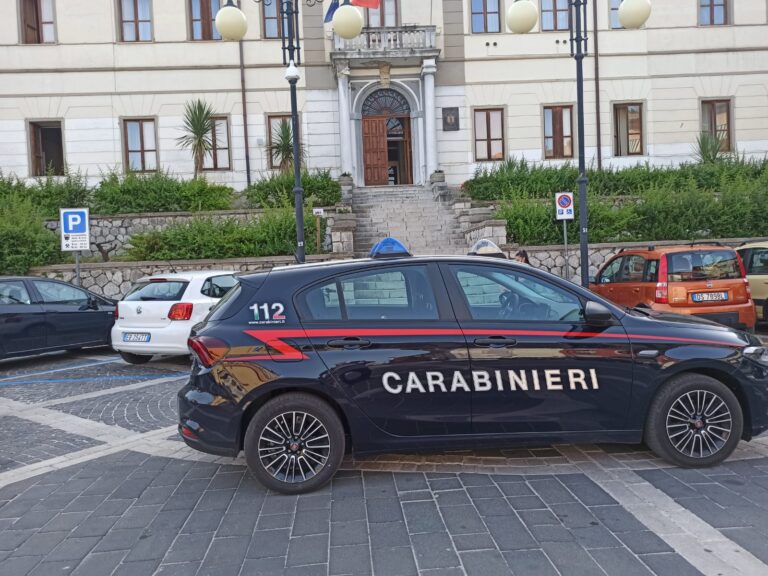 Mercogliano, torna a casa e trova il compagno morto
