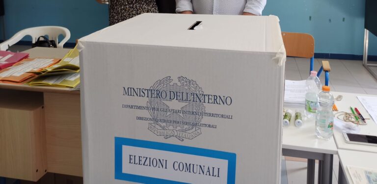 Amministrative in Irpinia: affluenza in crescita, quasi un elettore su due al voto