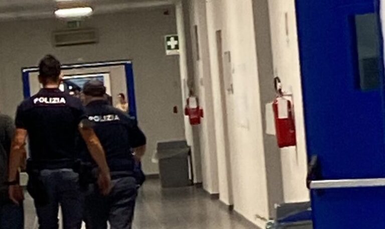 Panico al Campus universitario di Fisciano: lite finisce nel sangue