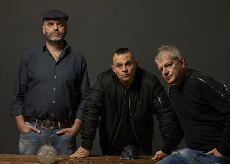 Stasera i 99 Posse cantano contro le discriminazioni sessuali