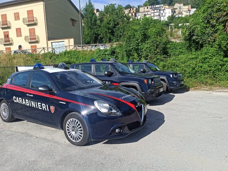Famiglia arrestata per droga: il blitz nei pressi del bar dove fu visto Manzo la mattina della scomparsa