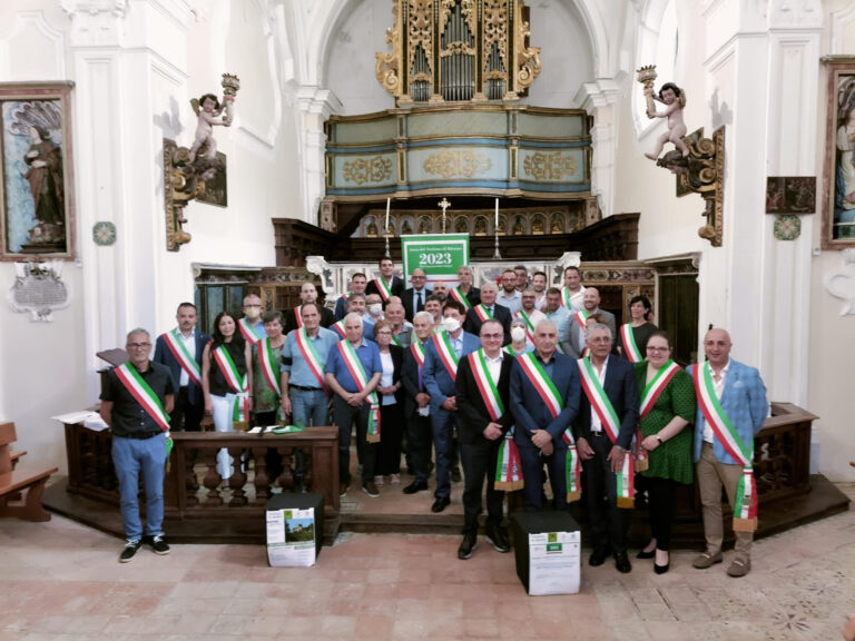 Turismo di ritorno, in Irpinia il primo hub d’Italia. Oltre 30 sindaci hanno sottoscritto i protocolli d’intesa