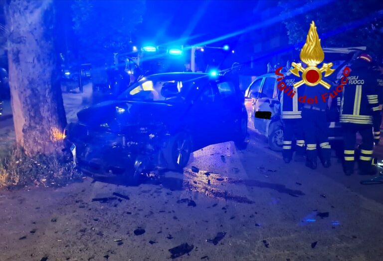 Grottaminarda, brutto incidente nella notte. Coinvolte due auto