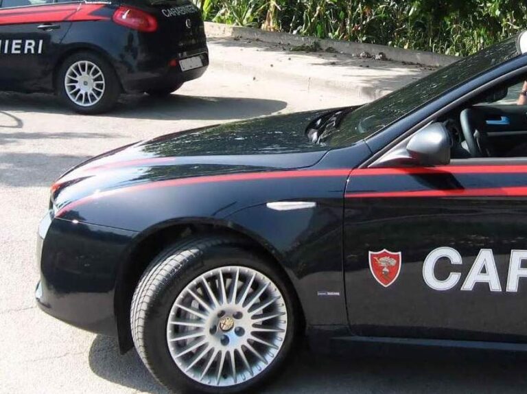 5 dosi di crack nella borsetta. Denunciati due ventenni di Lioni