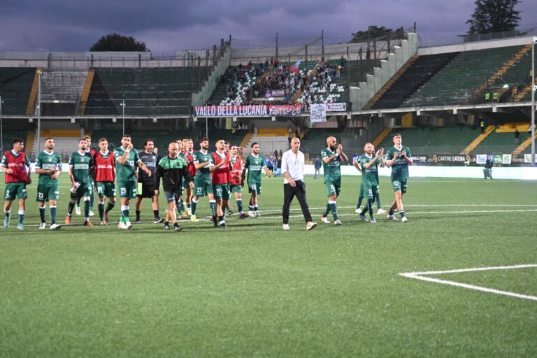 Avellino, solo un pari con il Gelbison: è 0 a 0 al Partenio-Lombardi