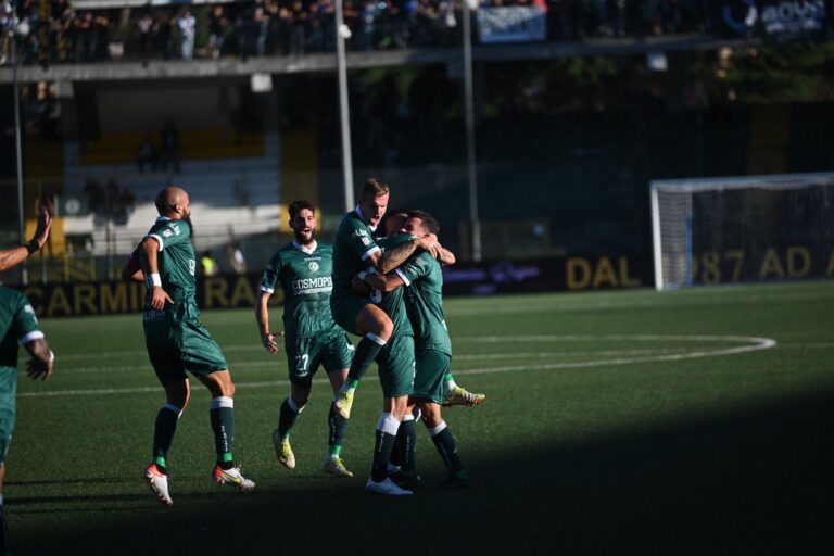 L’Avellino finalmente si sblocca, battuto il Messina al Partenio Lombardi: 2 a 1