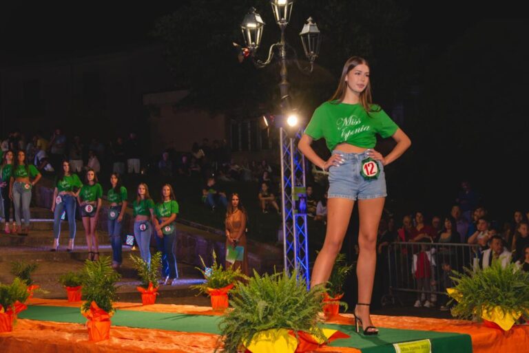 A Pietradefusi sfila anche miss Irpinia 2022