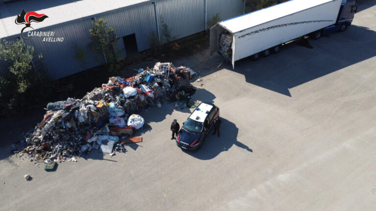 San Matino Valle Caudina, smaltimento illecito di rifiuti: denunciati una 34enne e un 38enne foggiani