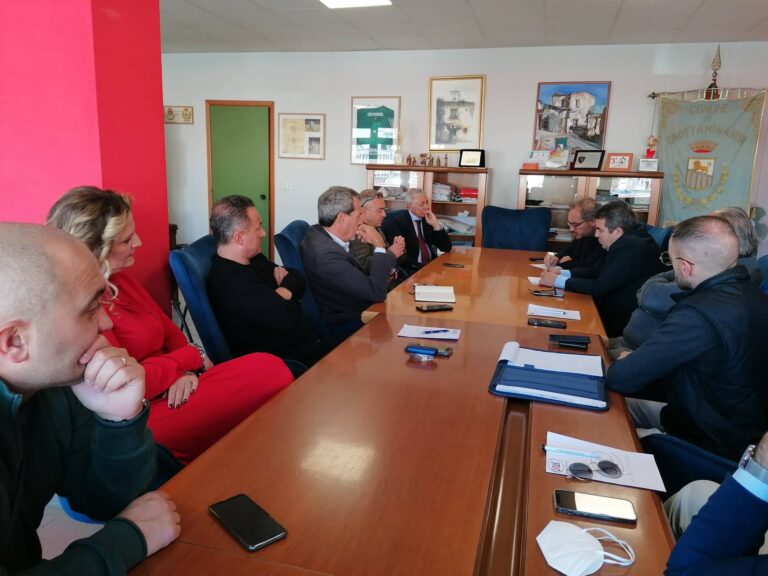 Industrie e infrastrutture, il sindaco di Grottaminarda incontra i sindacati