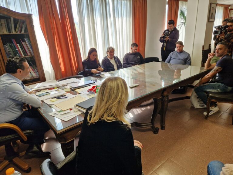 FOTO E VIDEO / Avellino ed Ariano uniscono le forze, i commercianti scendono in piazza . “Ma abbiamo bisogno anche di famiglie e studenti”