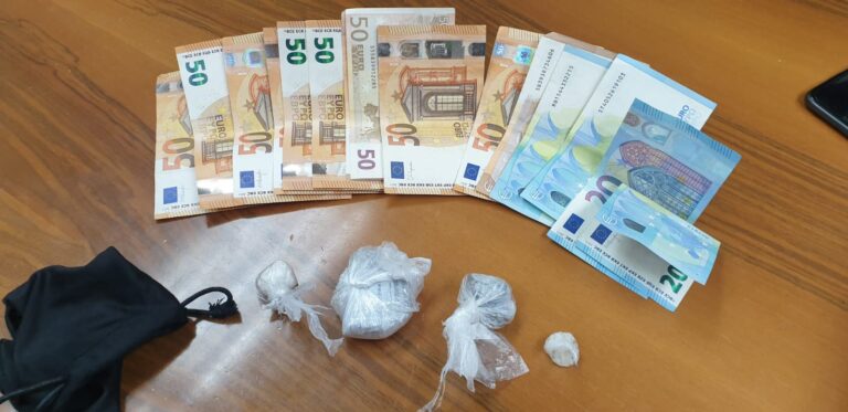 Benevento, droga nello sciacquone: arrestato 31enne e denunciato 25enne fuggitivo