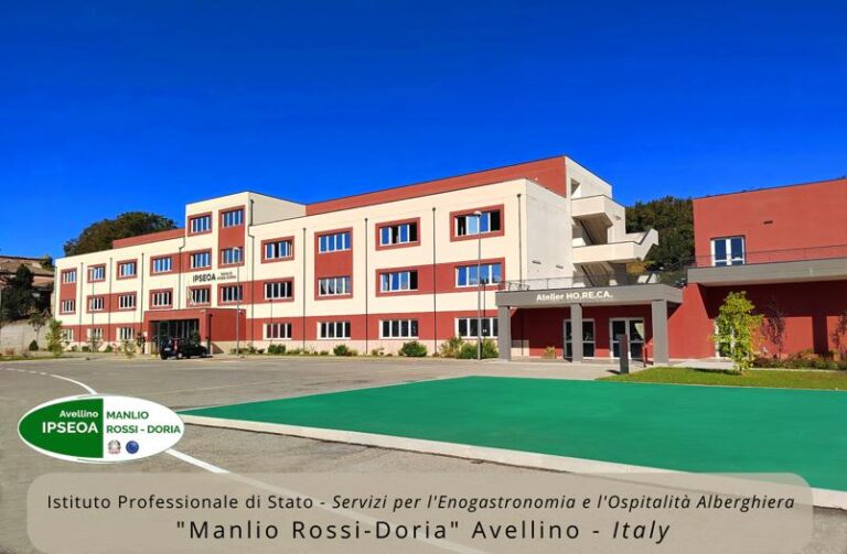 Cyberbullismo, al “Rossi Doria” una conferenza per educare all’uso corretto della rete