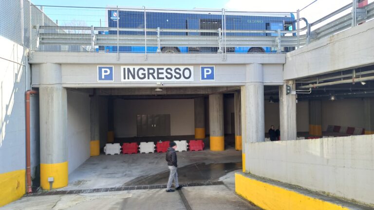 Autostazione, l’Air si “autopromuove” e boccia il Comune