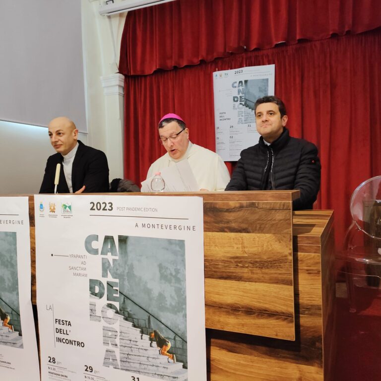 VIDEO / Montevergine, la luce della Candelora per Roberto Bembo. Al bando le polemiche