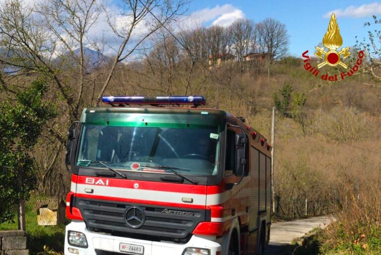 Pratola Serra, incidente con il trattore mentre lavora: paura per un 45enne