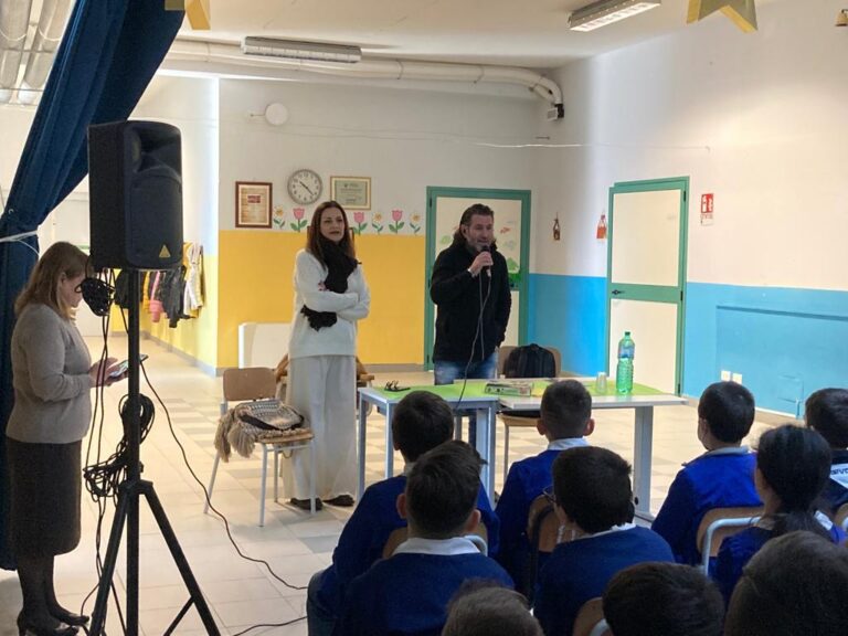 FOTO / La Shoah per i bambini, la scuola “Aurigemma” di Monteforte sempre al passo con i tempi