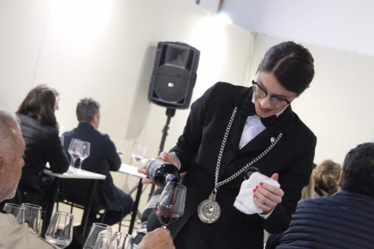 FOTO/Vino e borghi irpini in vetrina al Salone “Open Outdoor Experience” di Paestum