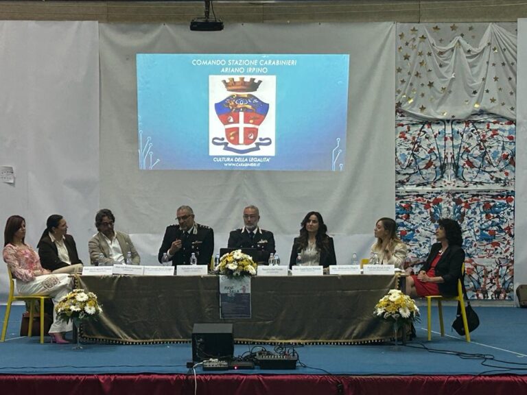 Ariano. Bullismo e rischi nella rete, convegno alla Mancini