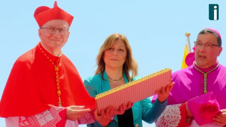 VIDEO/ Parolin in funicolare a Montevergine: “Papa Francesco qui? Non perdiamo la sperenza”