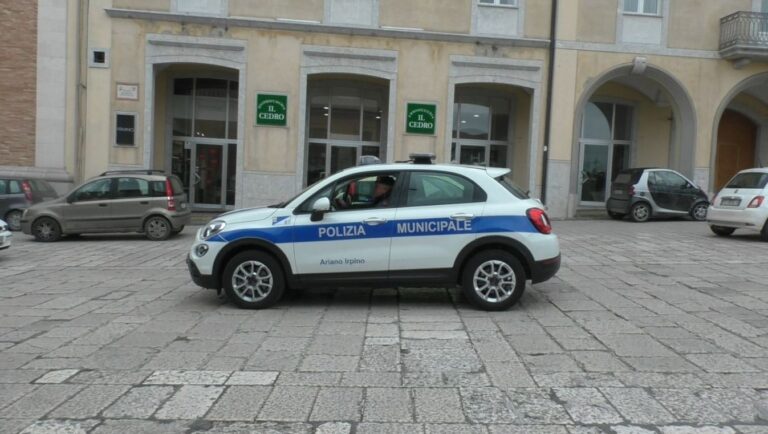 Auto_vigili_Ariano