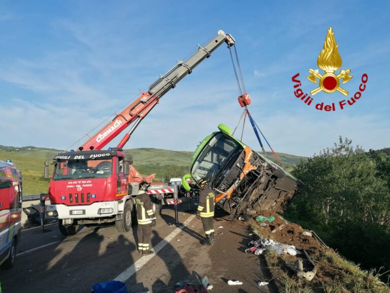 Incidente sull’A16, la persona deceduta era nata in Senegal