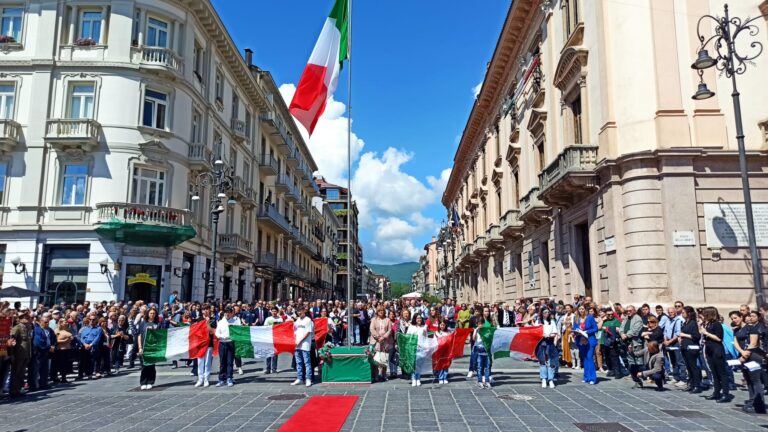 FOTO / “La festa di tutti”, la Prefettura celebra i 77 anni della Repubblica