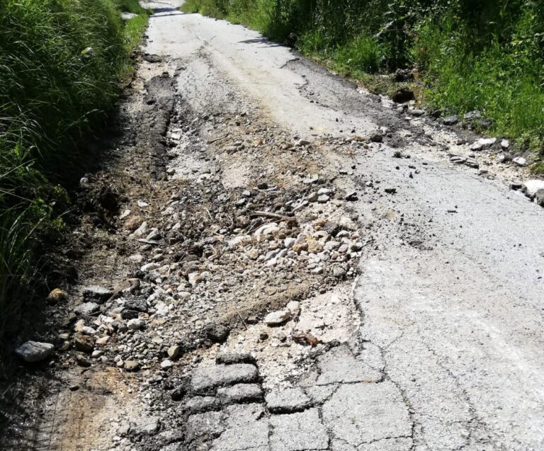 Dissesto idrogeologico: a Bonito ripristino strade dopo danni maltempo