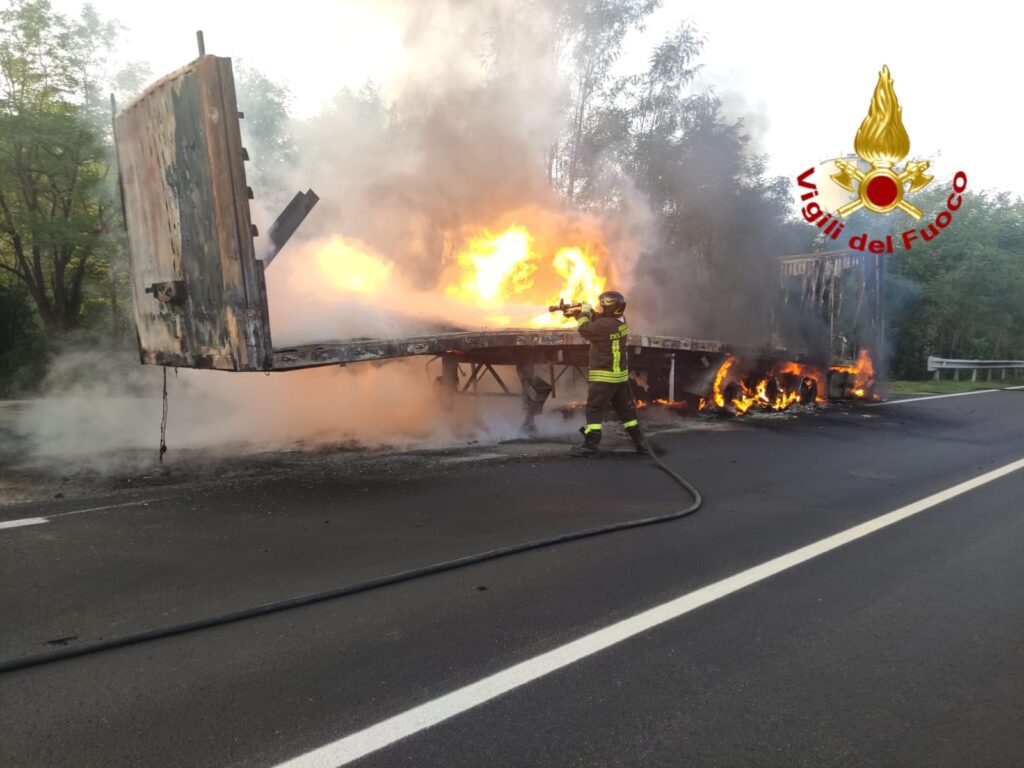 Incendio_Autoarticolato