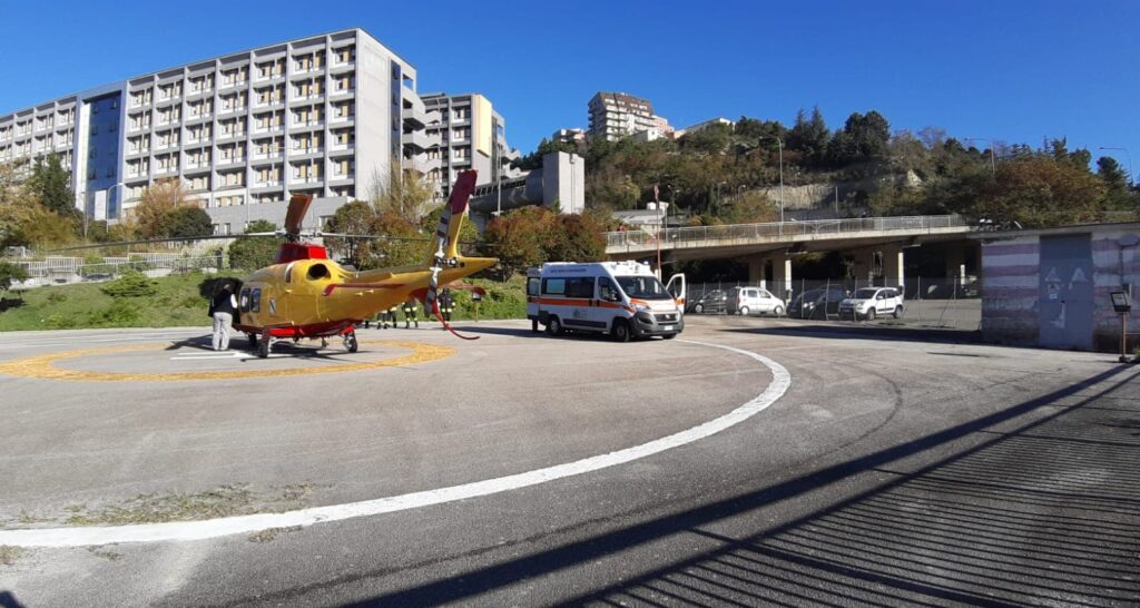 Ariano_eliambulanza