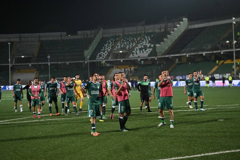Avellino, arriva il primo punto stagionale: 0 a 0 con il Foggia al Partenio – Lombardi